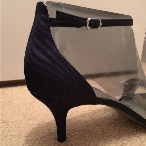 Navy blue Aerin heels by Adrianna Papell size US 9 - Picture 5 of 5